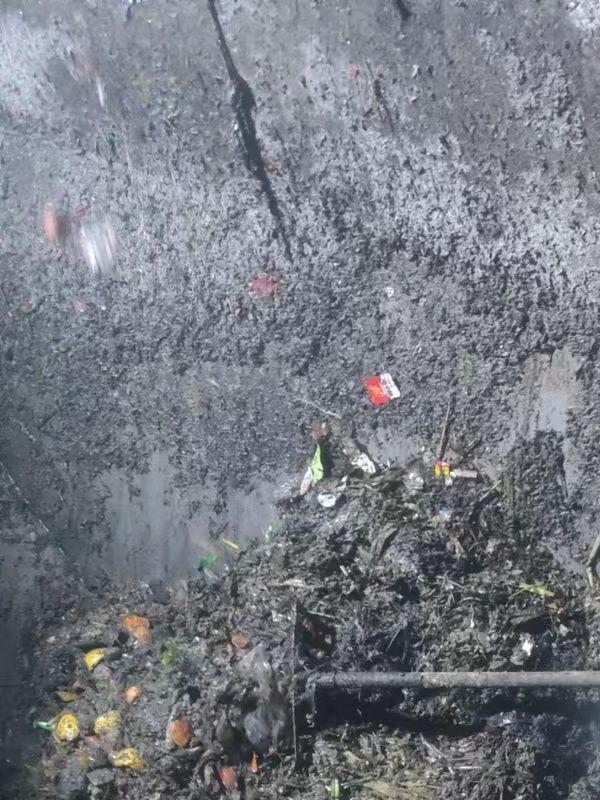 二连浩特污水池清理