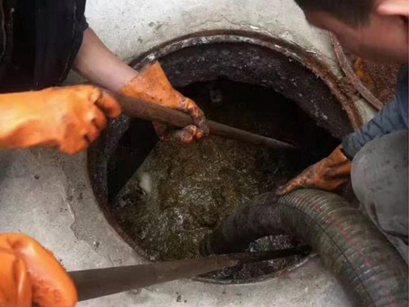 二连浩特化油池、化粪池清理要做哪些安全措施？